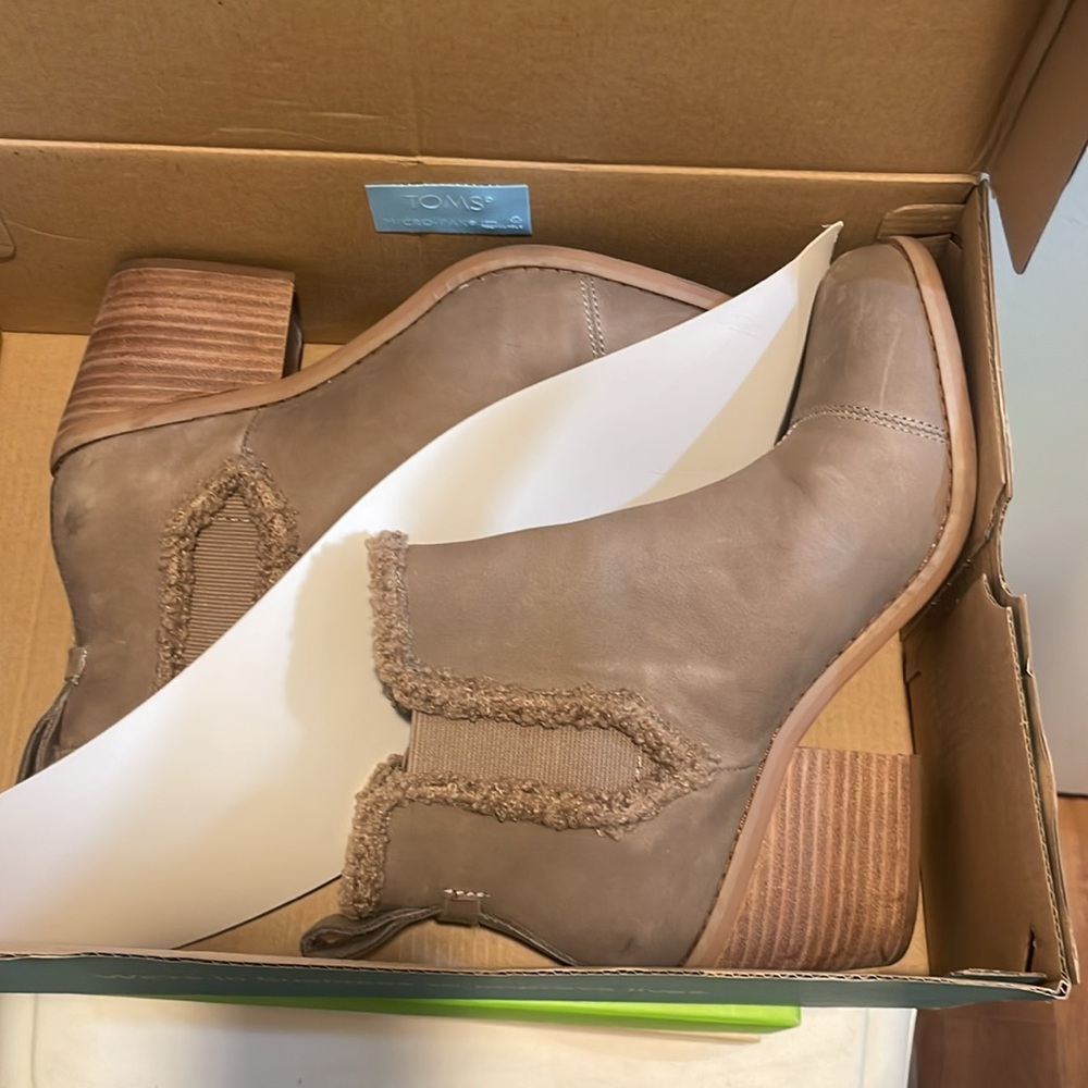 TOMS brown booties